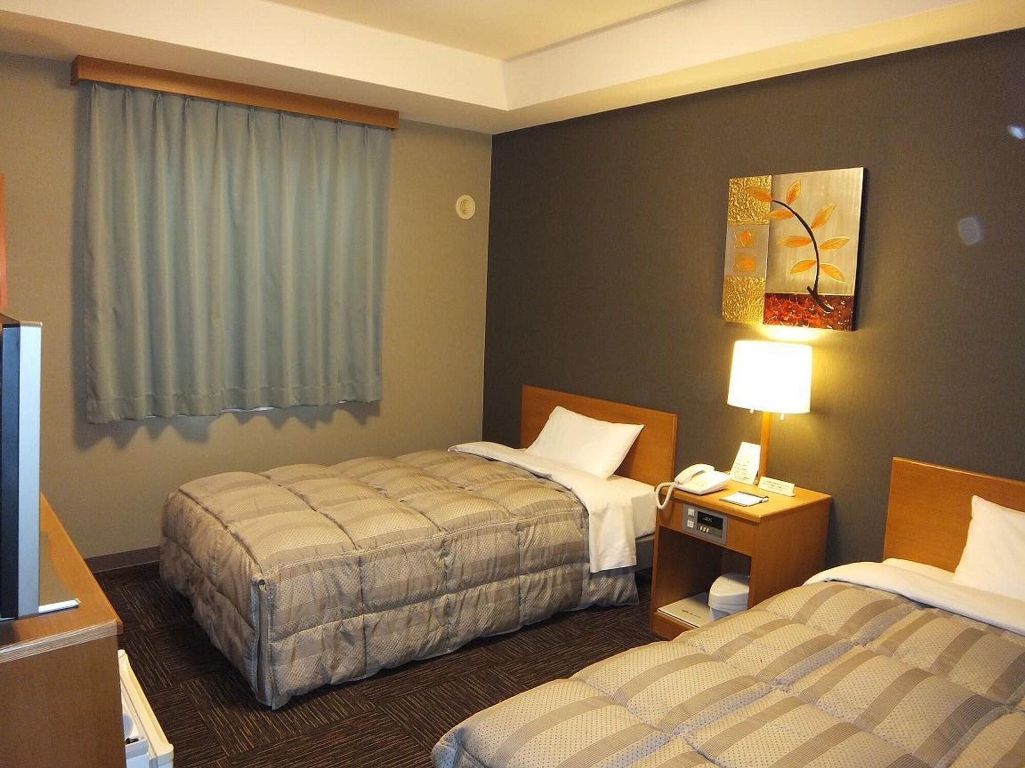 Hotel Route-Inn Court Azumino Toyoshina Ekiminami Екстериор снимка